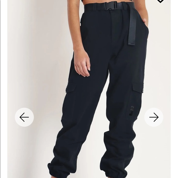 NWOT 🖤 💣 BLACK CARGO PANTS BLACKMILK BELT POCKETS SIZE 12 - Picture 4 of 16